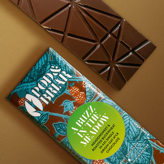 A BUZZ IN THE MEADOW chocolate bar 95g